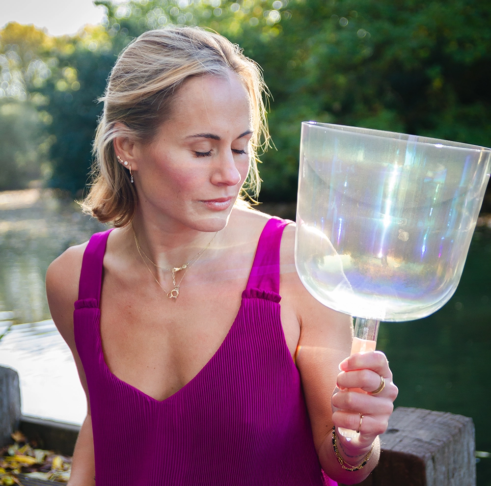 My Last Sound Bath of the Year: How Sound Found Me, Why I Chose Alchemy Singing Bowls, and the Science Behind Deep Healing